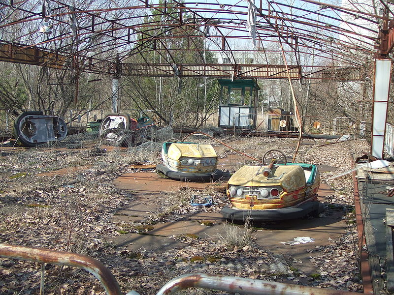 800px-Pripyat_-_Bumper_cars
